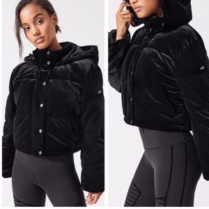 Alo Yoga Velvet Puffer Coat
